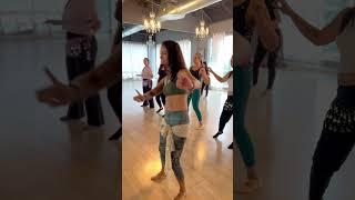 Just a little clip from beginner class last night. If you are in Houston, come join us! ￼#bellydance