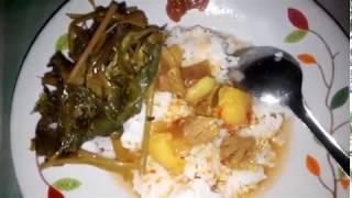 Rawon Hangat, Plencing Kangkung Yang Mantap Untuk Makan Siang