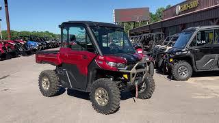 2024 Can-Am Defender Limited 2-Door HD10 in Red