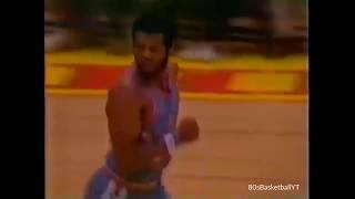 Freeman Williams Two-Handed Dunk Clippers