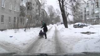 По гололеду на шпильках