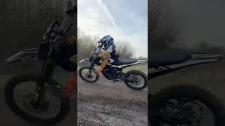 5 year old rides dads surron  ultra bee 