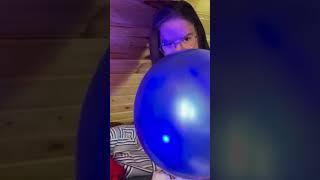 ASMR #blowing #balloon #bigballons #shorts 