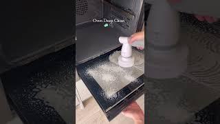 Oven deep clean  #deepcleaning #cleaningtips #cleaningmotivation #cleaning #cleanwithme #cleantok