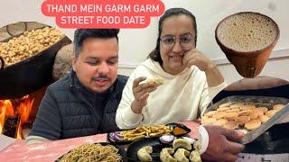 THAND MEIN GARM GARM STREET FOOD DATE  || HUMARE GHAR MEIN KAUN HAI ANGREZ? || ROHINIDILAIK