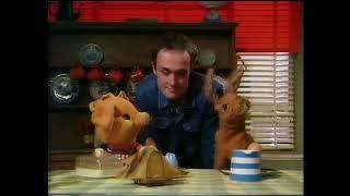 pipkins 1973 classic kids tv clean sweep featuring Jonathan Kydd as Tom