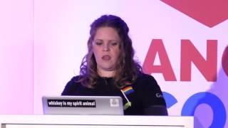 Iterative version upgrade strategies for large Angular applications – Jen Bourey