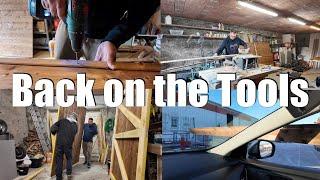 Making Garage Doors in France : Back on the Tools