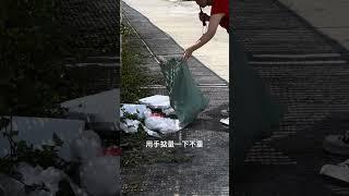 女子在垃圾堆中發現驚人包裹，撿到寶，讓它物歸原主。