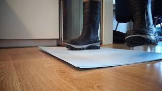Cofra Thermo Boots making sole prints on floor panel and trample / destroy afterwards