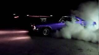 Blown Big block Impala 65 Burnout