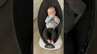 mamaRoo Swing Review! #babyproducts #baby #toys #educationaltoys #4moms #babymusthaves #babyswing