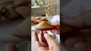 Classic French Madeleines | How to get THE signature ”hump” shape on your Madeleines