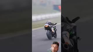 #automobile #rider #unfrezzmyaccount #zx10r #race #whowillbemylifepartnerta #lifeisbutadream #hav