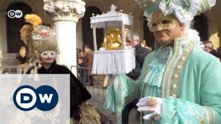 Elaborate costumes at Venice Carnival | Euromaxx