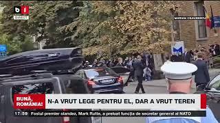 Iohannis, întâmpinat de protestatarul Marian Ceaușescu, la deschiderea noului an universitar: