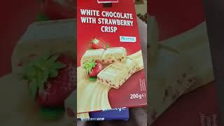 Евгений Сергеевич закупился шоколадом для своих девочек!)