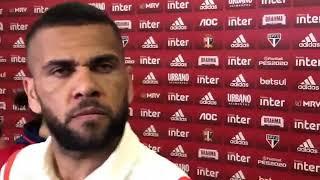 Daniel Alves da entrevista TOTALMENTE CHEIRADO DE COCAÍNA 