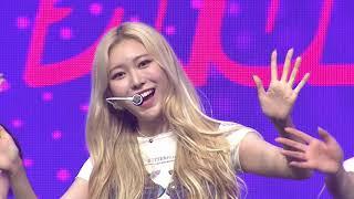 Momoland performs at Joy Ruckus Club K-Pop SuperFest
