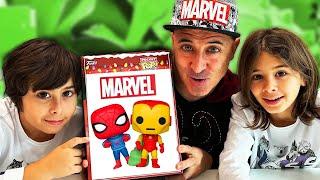 Dani y Evan descubren los Funkos de Navidad de MARVEL!!