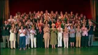 Publicidad "El Aplauso" Abuelas de Plaza de Mayo (2004)