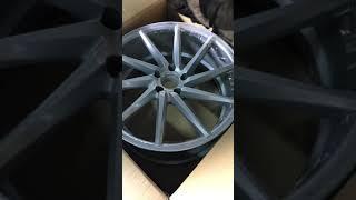 Распаковываем оригиналы Vossen r20