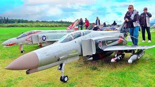 MASTERPIECE!! 2 GIANT F-4 PHANTOM TWIN TURBINE RC SCALE JET FLIGHT DEMONSTRATION