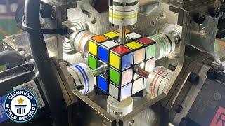 How Fast Can Robots Solve Rubik's Cubes? | Records Weekly - Guinness World Records