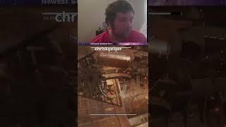 Warning giant walker falling down beware of debris | #jat123 on #Twitch