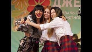 Julia Volkova (t.A.T.u.) - "Show Me Love" Live @ Flower Jam Festival