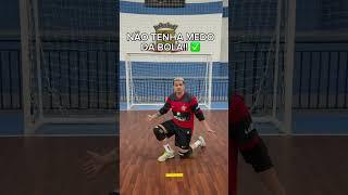 Pare de tomar gol na sua saída na base!! #goleiro #dicas #futebol #futsal #tutorial