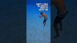 Man sinks to bottom of deep pool