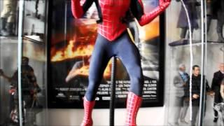Hot Toys - Dynamic Figure Stand