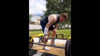 700 lb frame deadlift