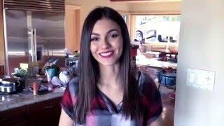 Victoria Justice on Synaptop