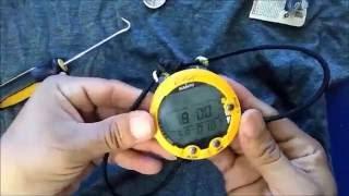 SUUNTO ZOOP battery replace in 90 sec (DIY)