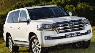 В Москве продают почти новый Toyota Land Cruiser 200: пробег до 2 тысяч и максимальная комплектация