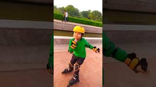 inline skating lovely boy  devish active # speed #fast #people reaction #viral #video  #skating