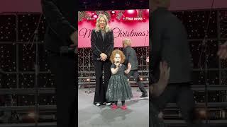 Four-year-old gives the performance of a lifetime with hilarious mic drop confession