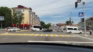 Уроки вождения в городе. Повторяем повороты налево