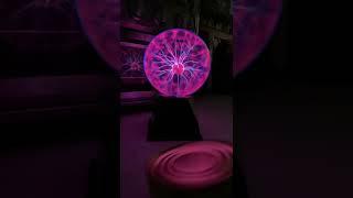 Playing a can of corned beef before cooking it. Watch this Plasma ball reacts to a spinning can 
