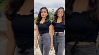 Maku short hair ela undhi frnds…!?🫠 #vizagtwinsofficial #priyapriyanka #viral #twinsisters