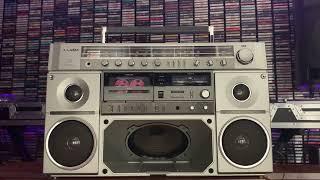 Vintage Boombox - Sanyo MR-X20 Big Ben