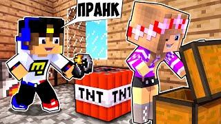 Майнкрафт но НУБ и ТОП 7 ПРАНКОВ над ПРО в Майнкрафте ТРОЛЛИНГ ЛОВУШКА Minecraft