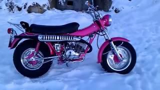 Suzuki RV125 2-Stroke running in the snow