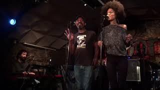 Clarence Milton Bekker sings Stand by me with Gigi McFarlane at Jamboree (2018.2.1) Barcelona