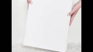 Lucie Al Photography - Luxurious Portrait Folio box