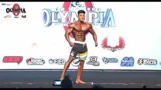 Ali bilal Vs Bhuwan chauhan posing at olympia stage., Bhuwan chauhan olympia 2022., Ali bilal