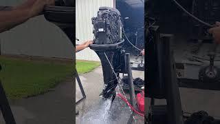 1996 Mercury 225 HP 6-Cylinder Carbureted 2-Stroke 25" (XL) Outboard Motor #boatengines #boatmotors