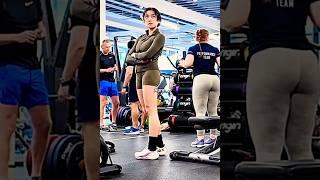 People reaction to calisthenics #planche #motivation #streetworkout #calisthenics #reaction #gym